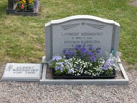  Elias Lambert Rönnqvist 1893-1969 och hustrun Eva Karolina (f Bäckström) 1897-1986 från Sörgissjö. Sönerna Johan Albert 1919-2000 och Karl-Allan 1933-1946.